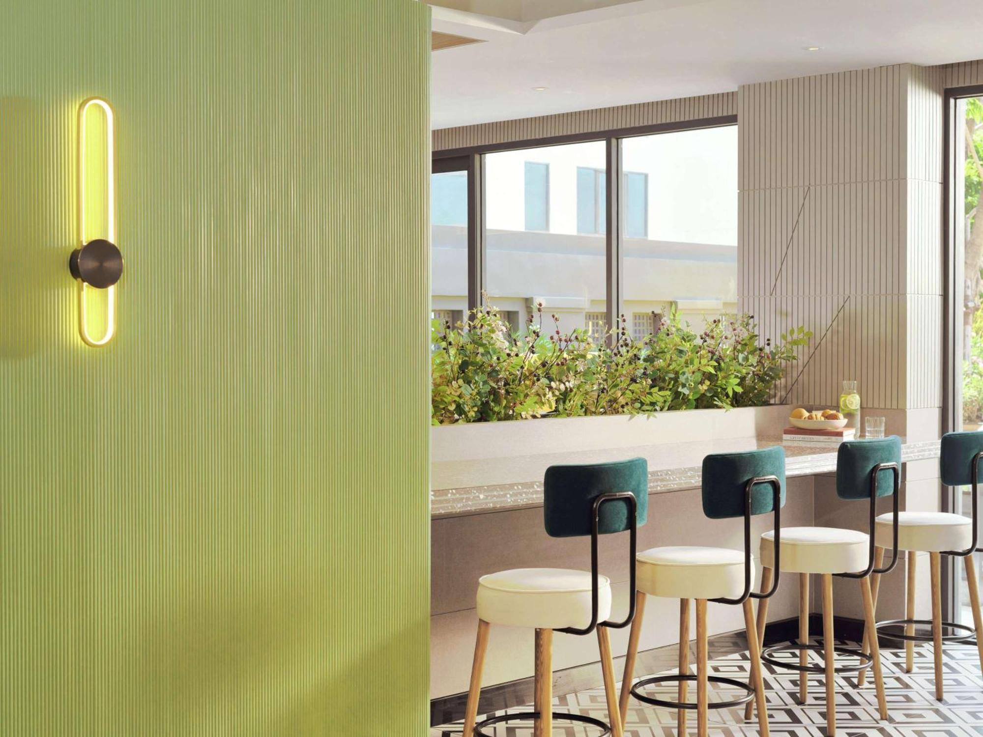Tribe Living Bangkok Sukhumvit 39 By Accorhotels Ngoại thất bức ảnh