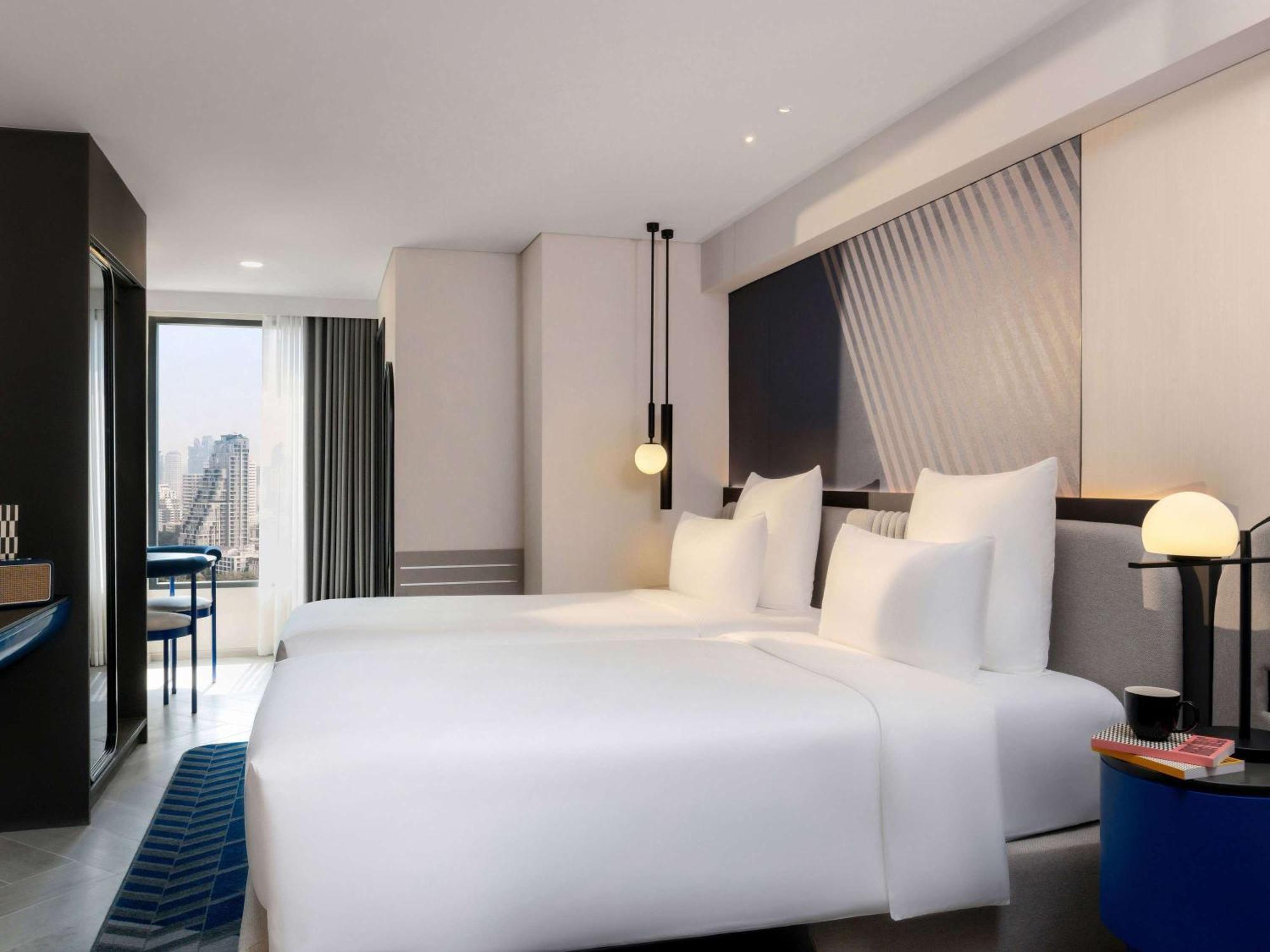 Tribe Living Bangkok Sukhumvit 39 By Accorhotels Ngoại thất bức ảnh