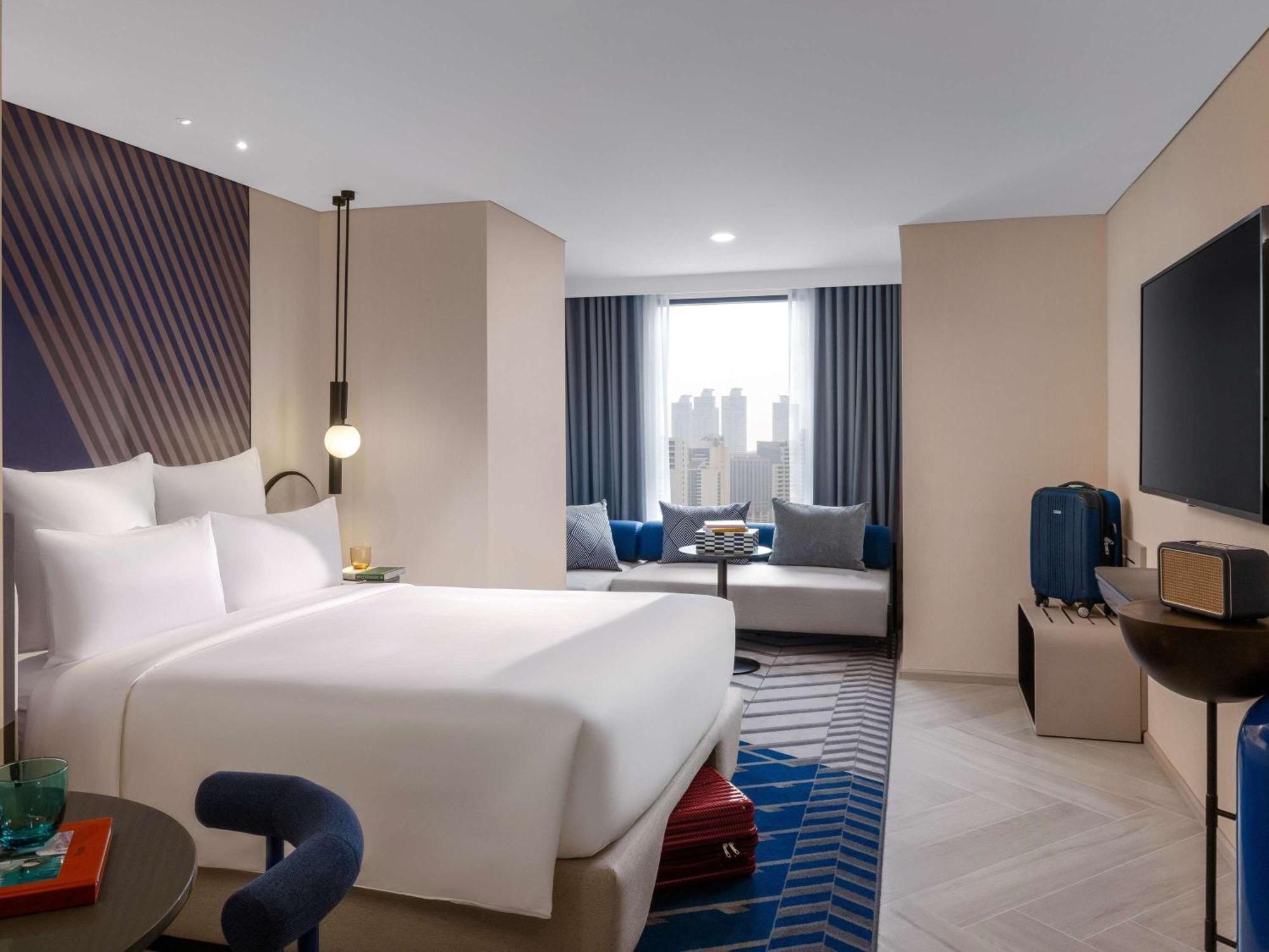 Tribe Living Bangkok Sukhumvit 39 By Accorhotels Ngoại thất bức ảnh
